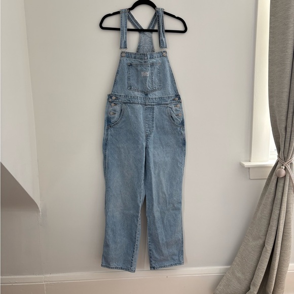 Levi's Pants - Levi's Vintage Denim Overall - Size Medium